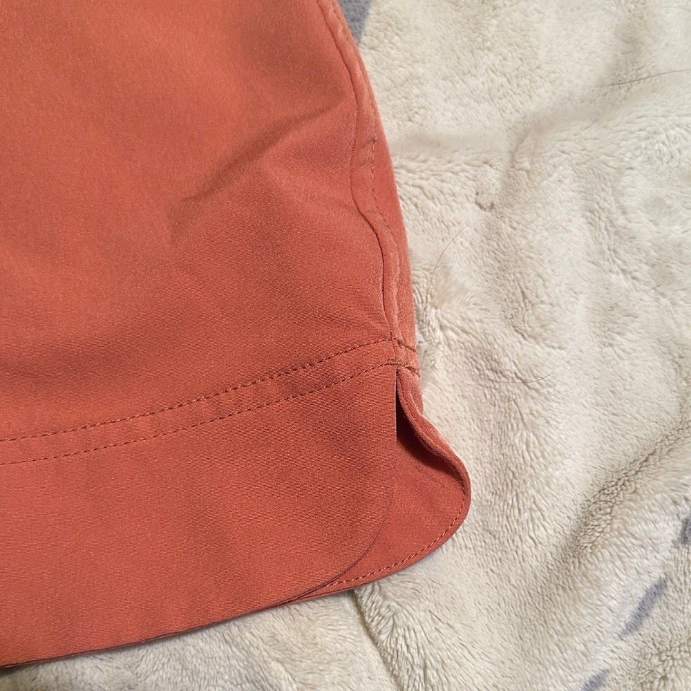 32 Degrees Women's Coral Skort - Picture 2 of 7
